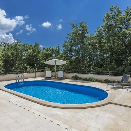 Luxury Experience In Kacana With Heated Pool And Play Station 4 Villa