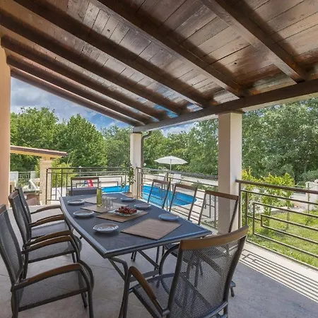 Villa Luxury Experience In Kacana With Heated Pool And Play Station 4 *