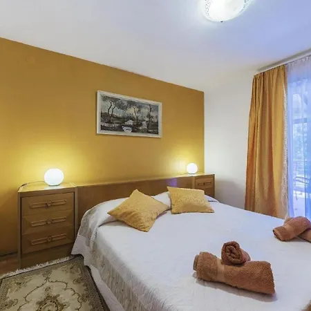 Luxury Experience In Kacana With Heated Pool And Play Station 4 * Vodnjan